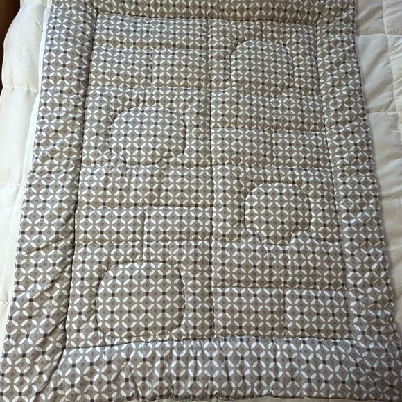 Nojo play day pals Crib comforter. Zoo animals zebra elephant - Picture 3 of 6